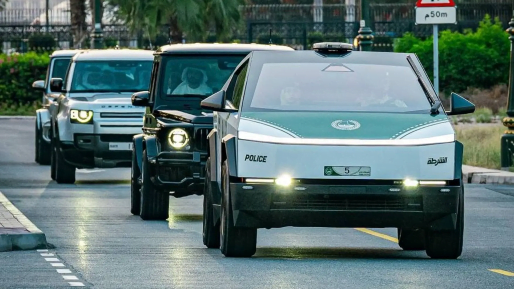 Dubai Police Adds New Electric Cars to Its Fleet