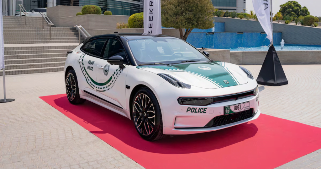 Dubai Police Adds ZEEKR 001 New Electric Cars to Its Fleet
